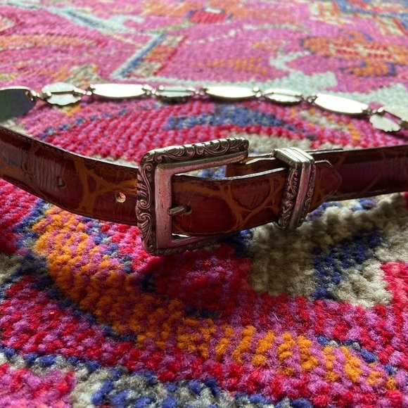 Vintage Genuine Leather Silver Belt - Picture 1 of 9